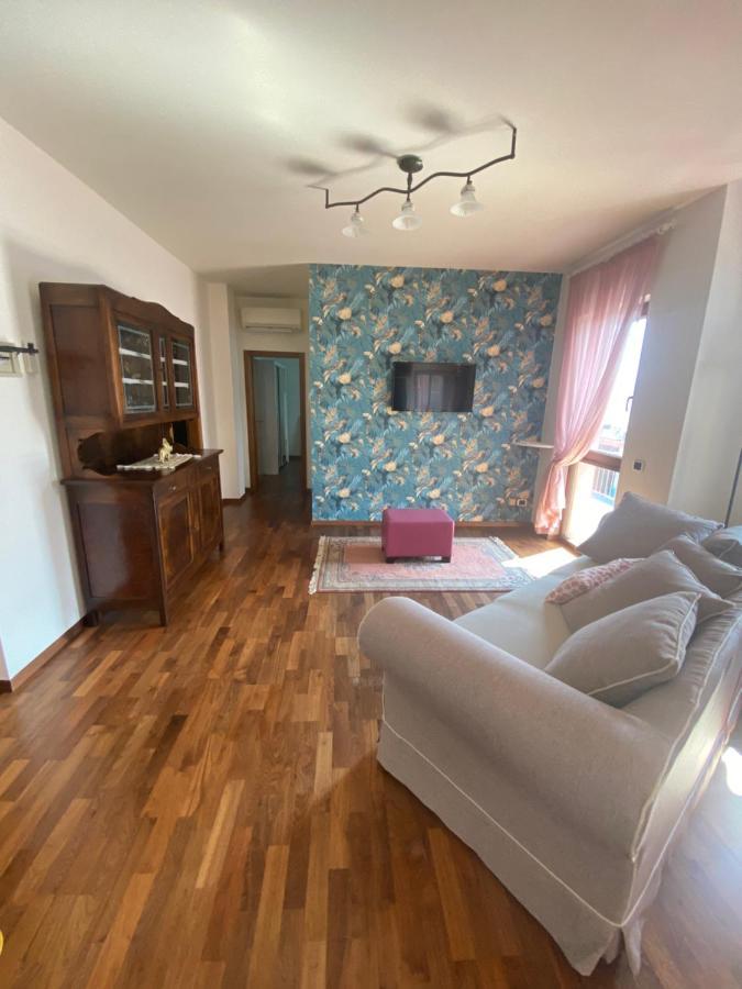 Villa Pifferi มัลเชซิเน ภายนอก รูปภาพ
