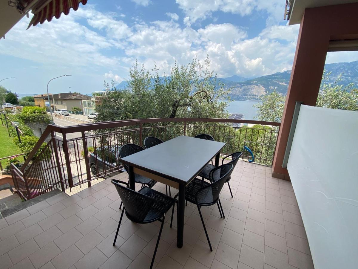 Villa Pifferi มัลเชซิเน ภายนอก รูปภาพ