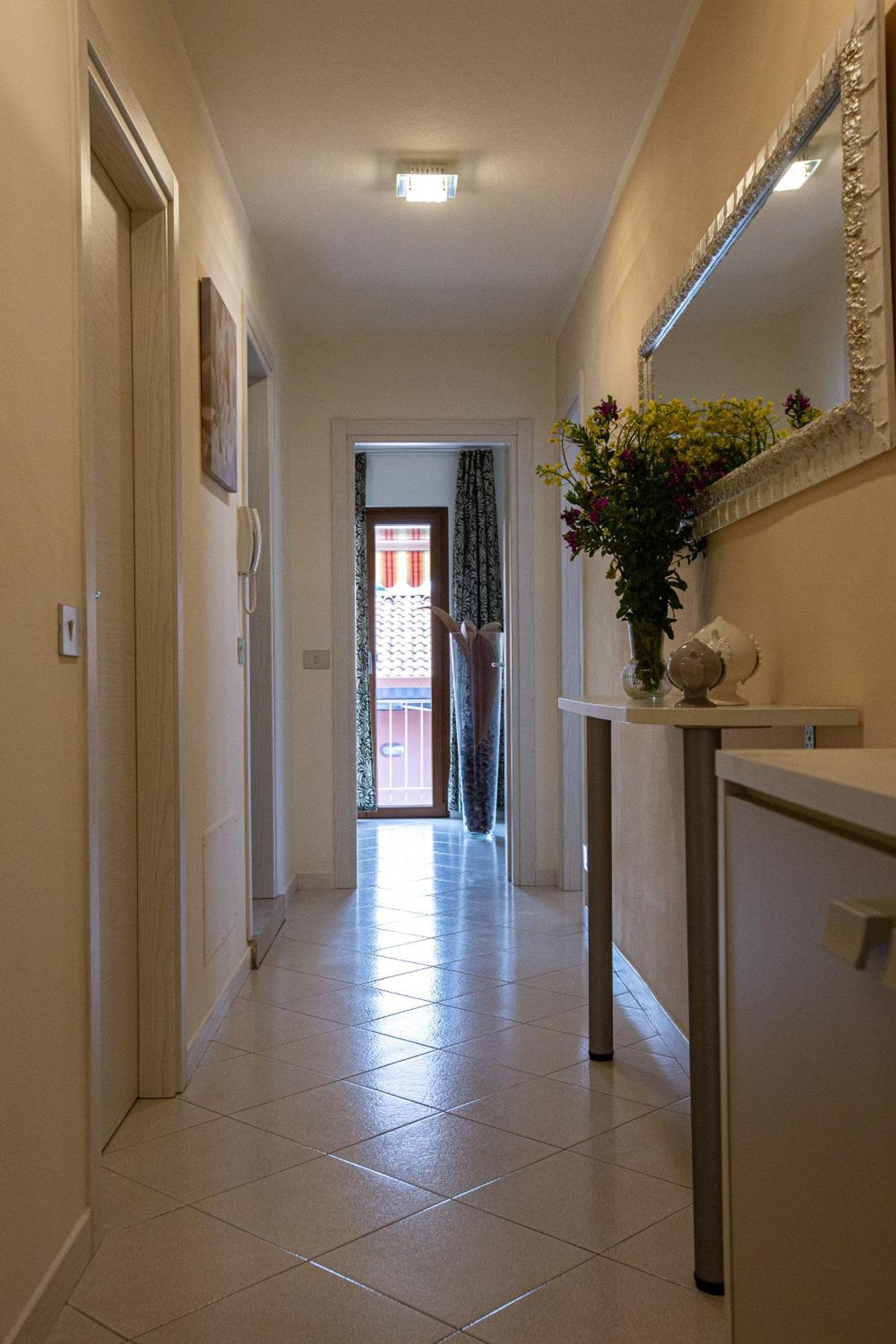 Villa Pifferi มัลเชซิเน ภายนอก รูปภาพ